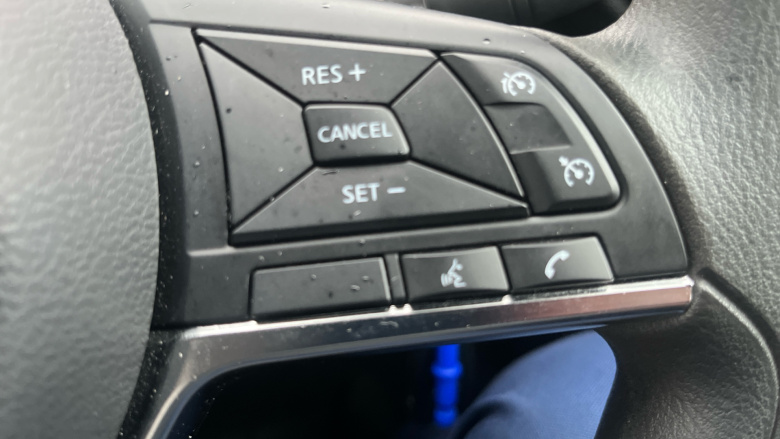 Nissan Juke 1.0 DiG-T 114 Acenta 5dr Petrol Hatchback